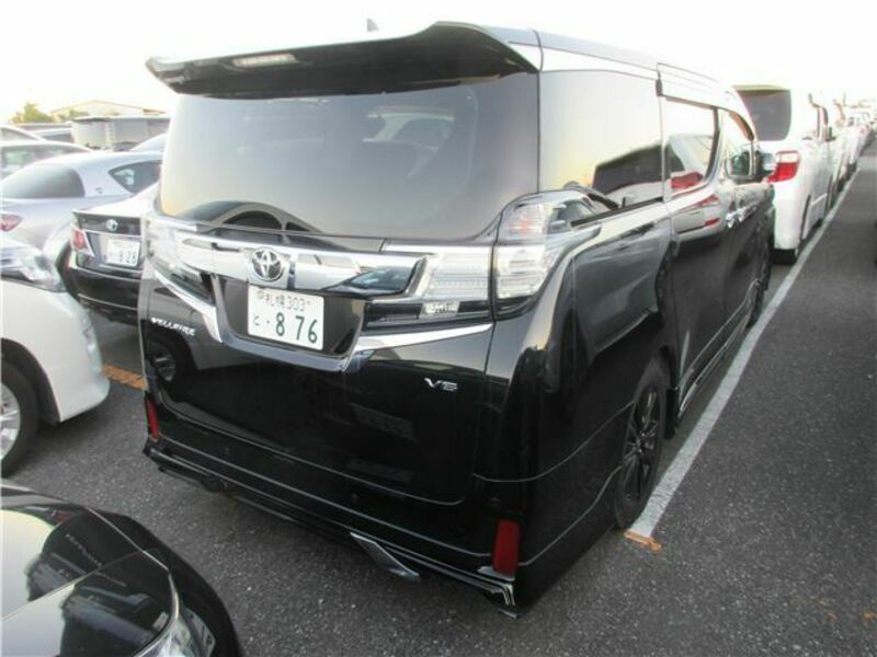 VELLFIRE-2