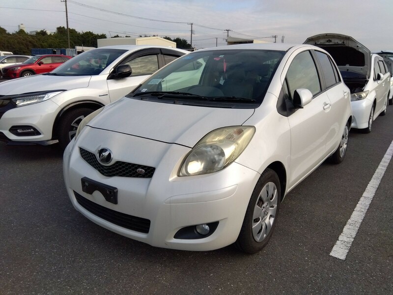 TOYOTA VITZ