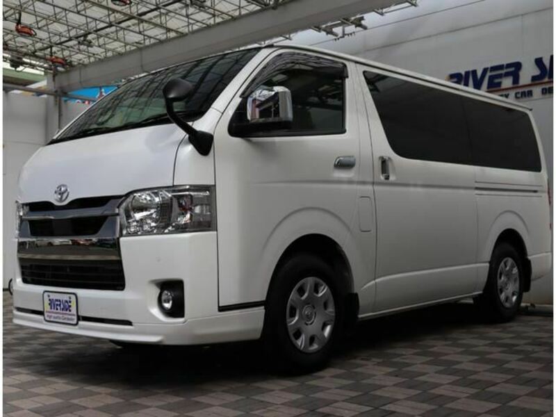 HIACE VAN-40