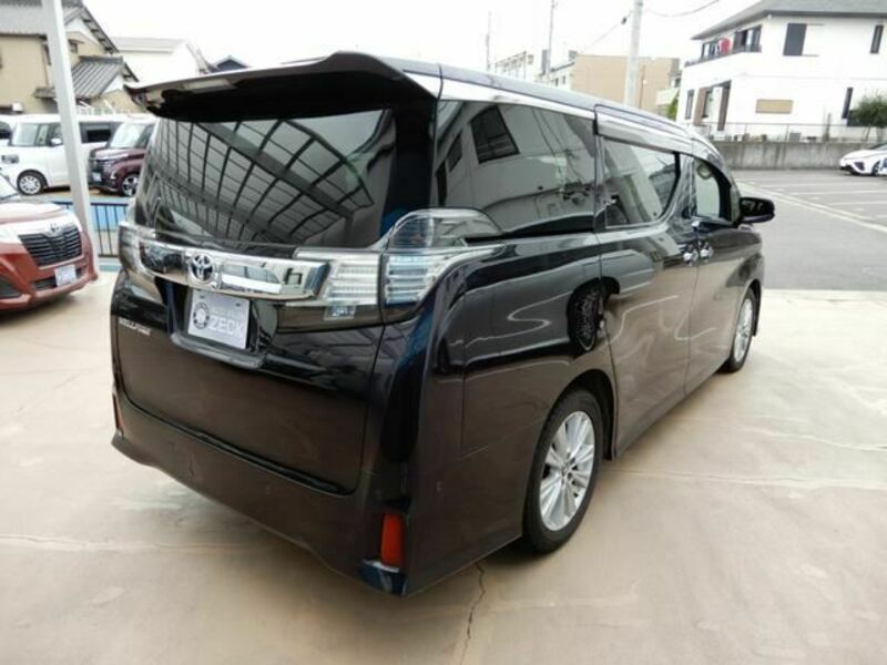 VELLFIRE-9