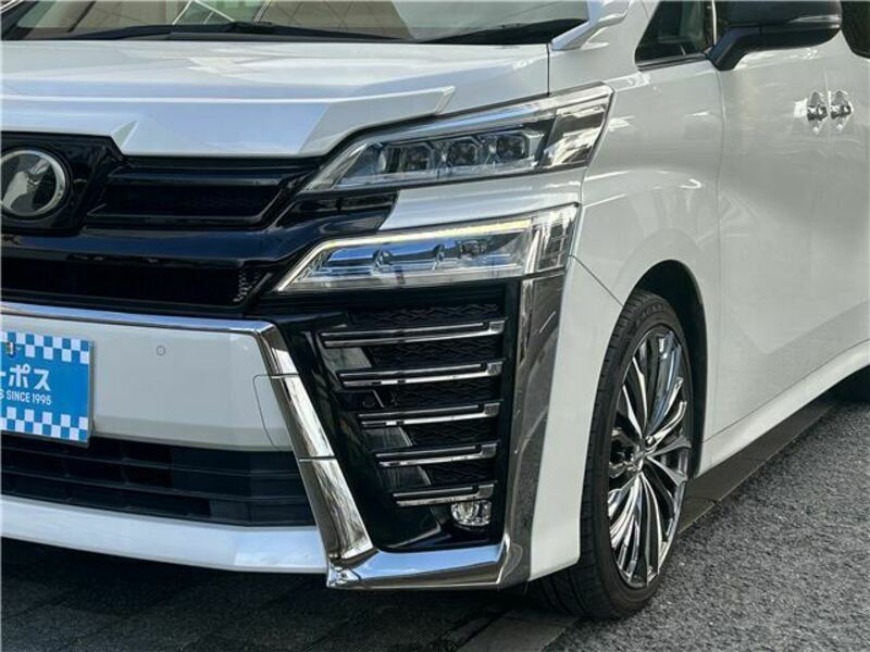 VELLFIRE-13