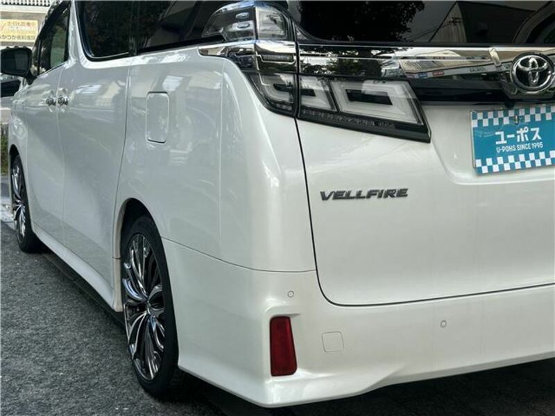 VELLFIRE-16