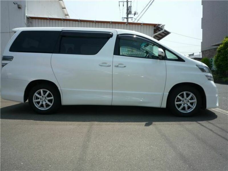 VELLFIRE-3