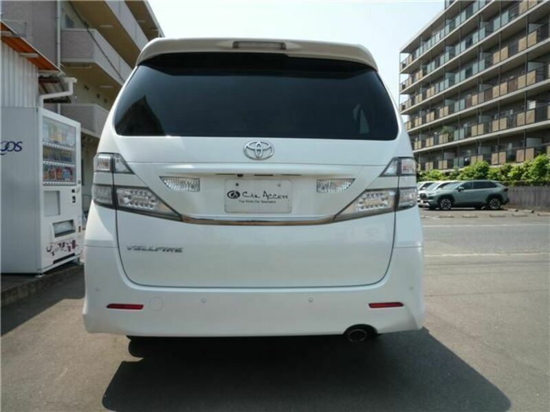 VELLFIRE-5