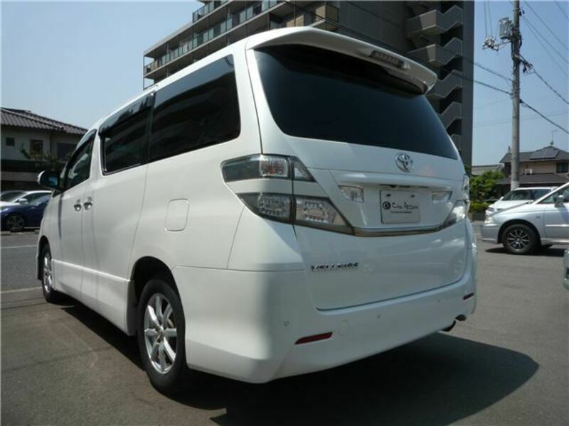 VELLFIRE-7