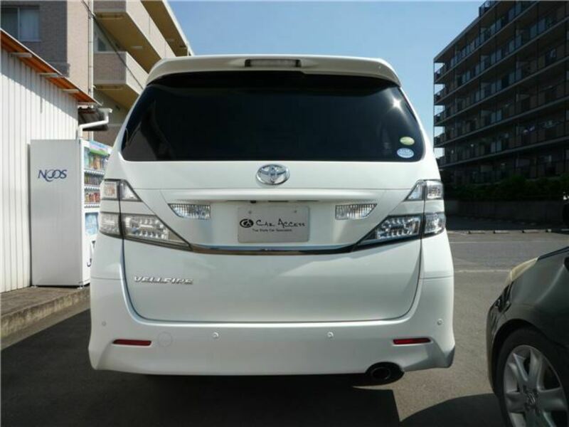 VELLFIRE-29