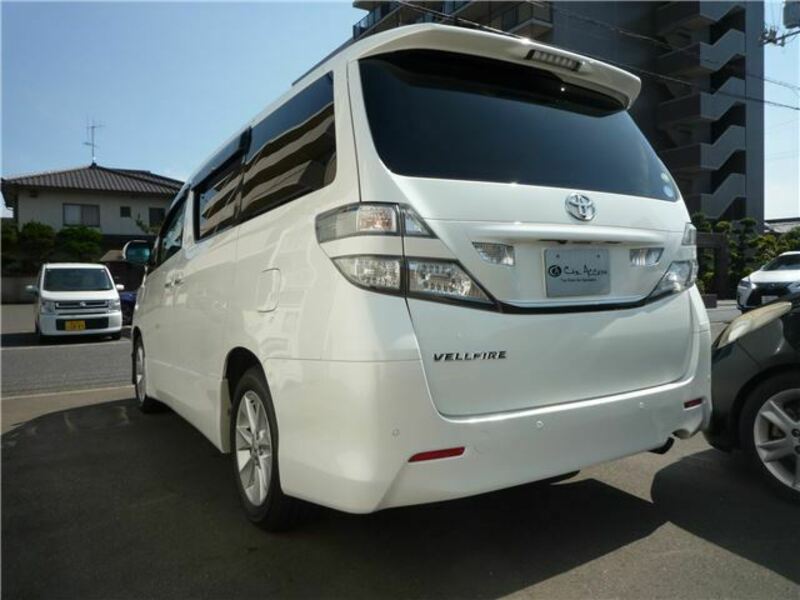 VELLFIRE-30