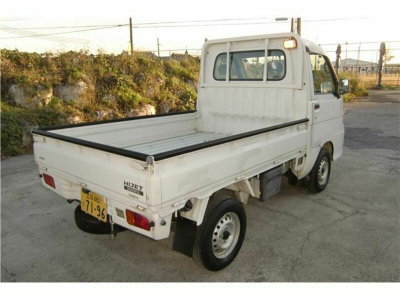 HIJET TRUCK-1