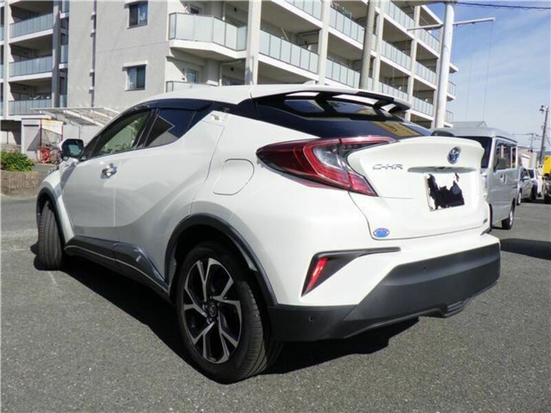 C-HR-2