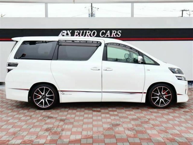 VELLFIRE-1