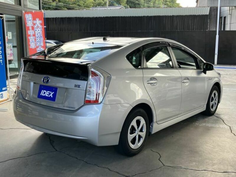 PRIUS-1