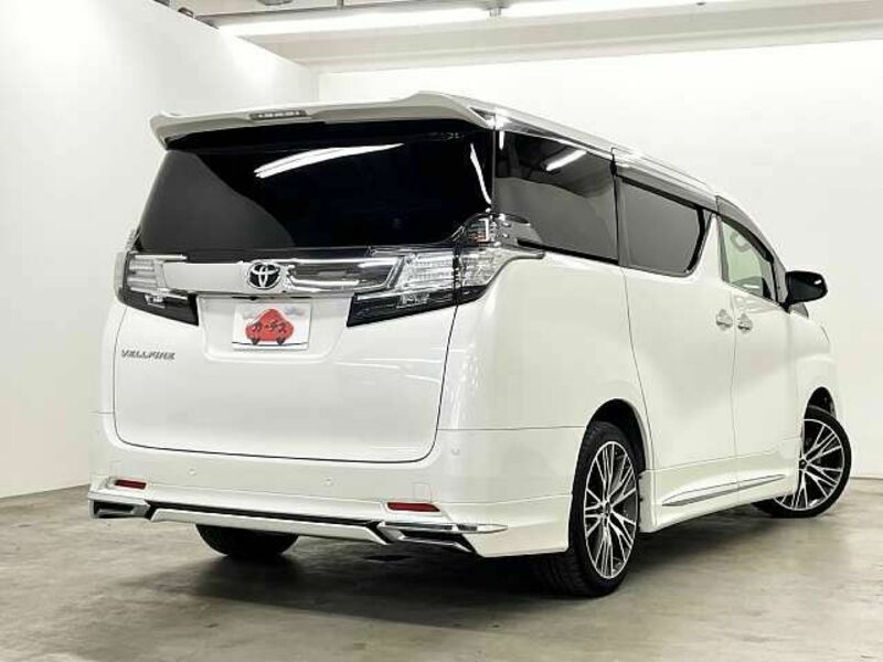 VELLFIRE-2