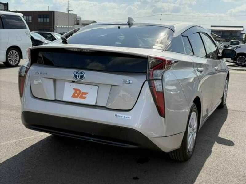 PRIUS-14