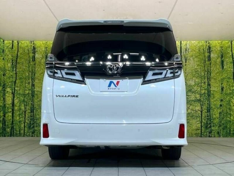 VELLFIRE-16