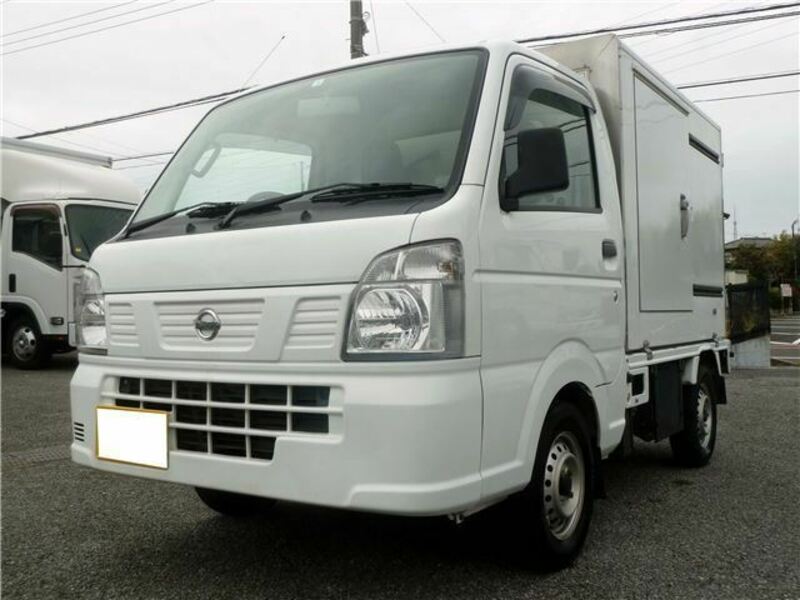 NISSAN　CLIPPER TRUCK