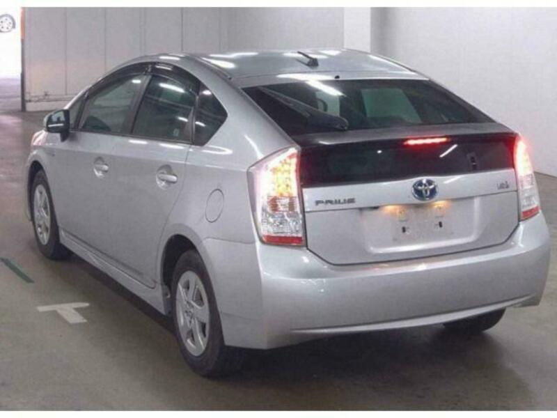 PRIUS-1