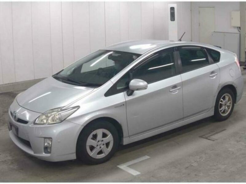 PRIUS-3