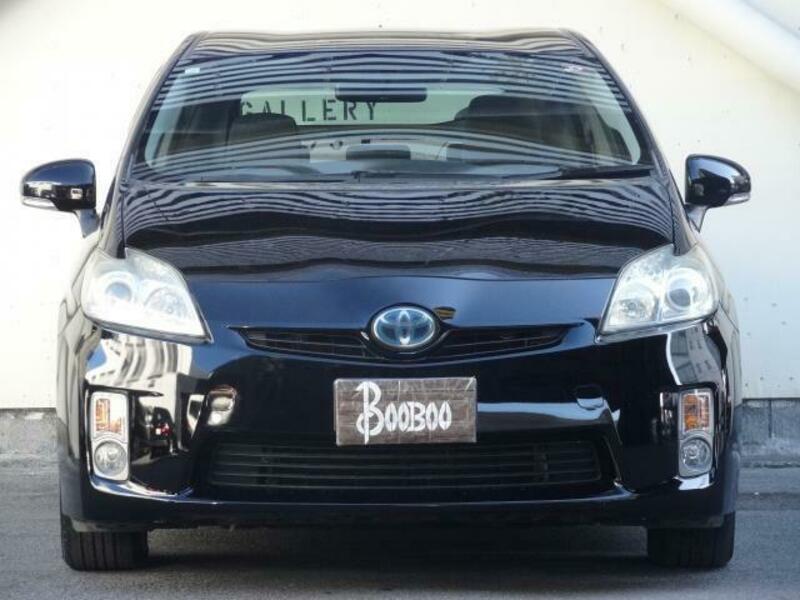 PRIUS-9