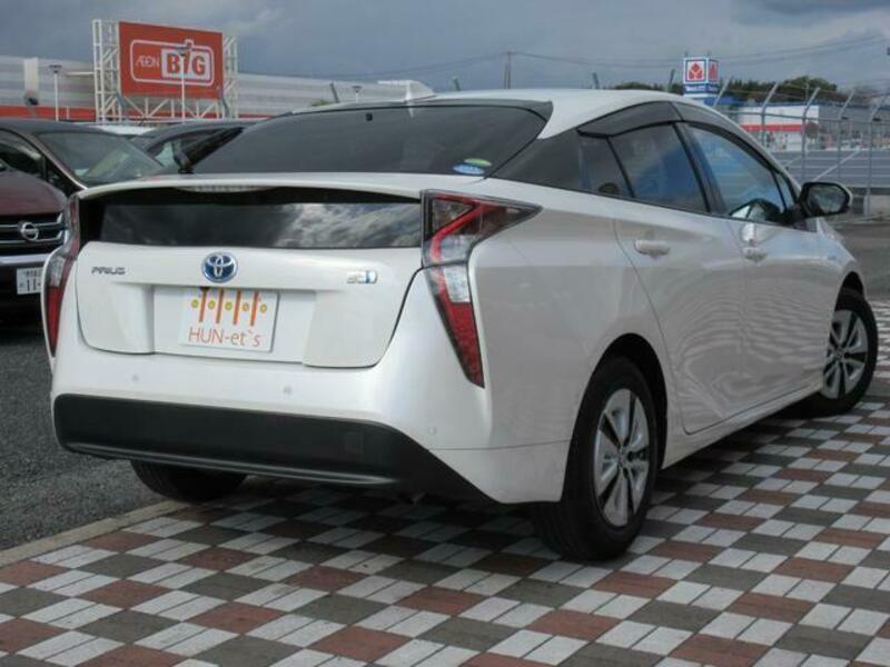 PRIUS-5