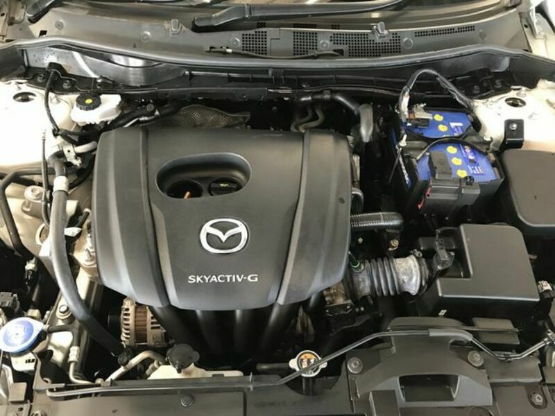 MAZDA2-18