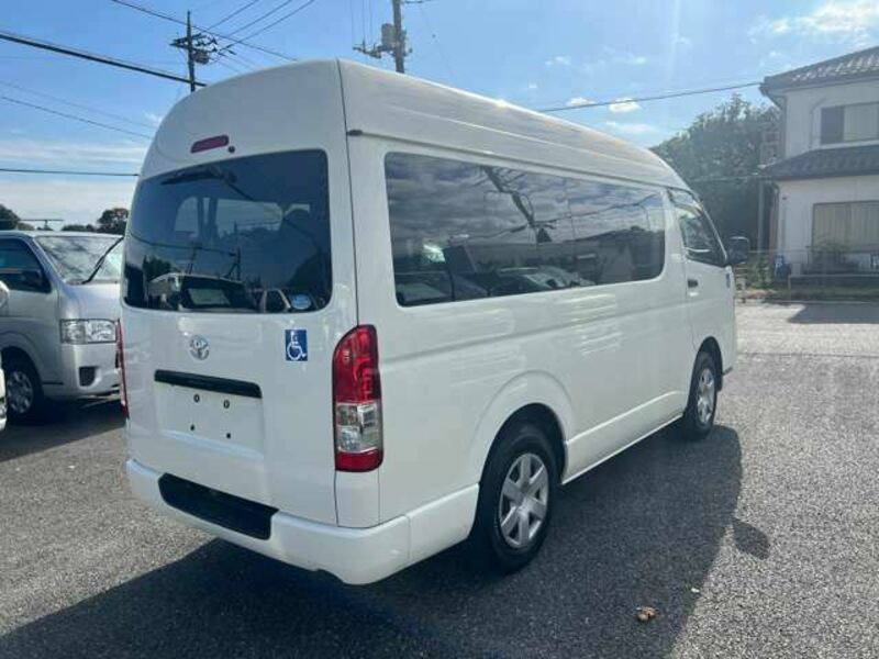 HIACE VAN-6