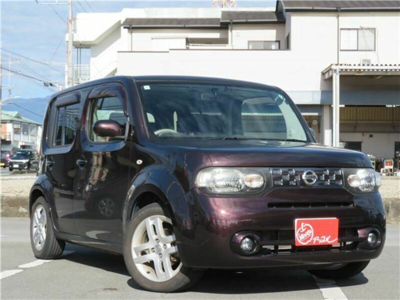 NISSAN　CUBE