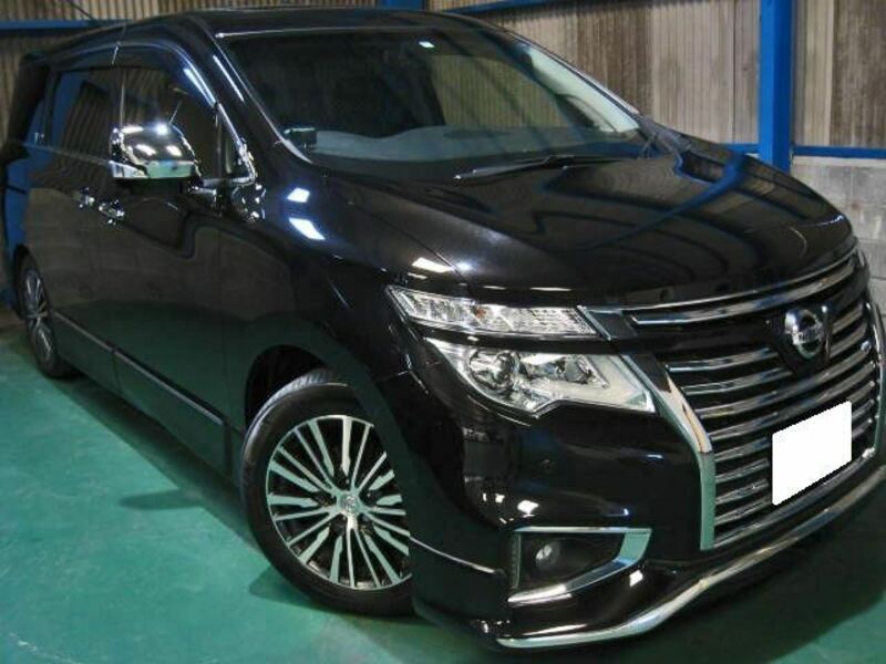 NISSAN　ELGRAND