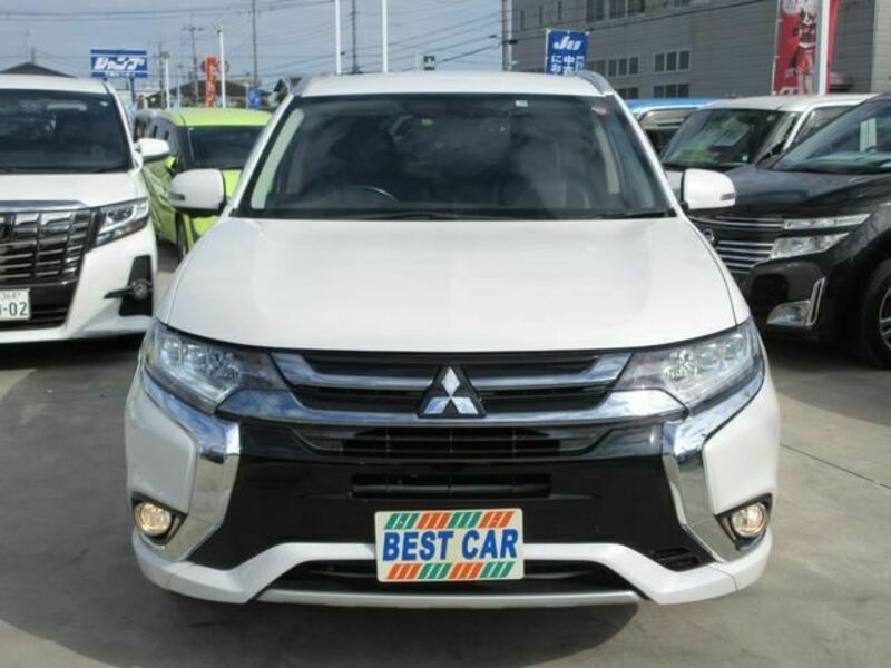 OUTLANDER PHEV-18