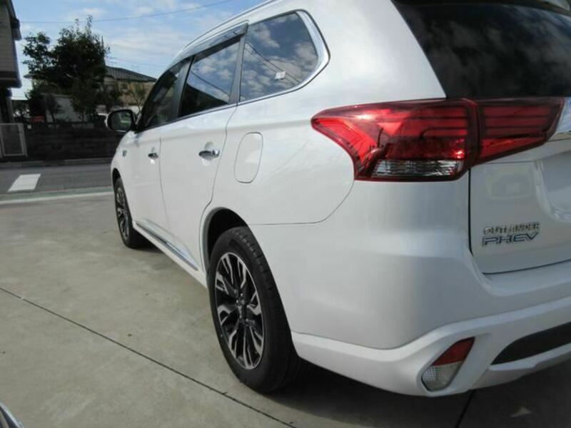 OUTLANDER PHEV-25