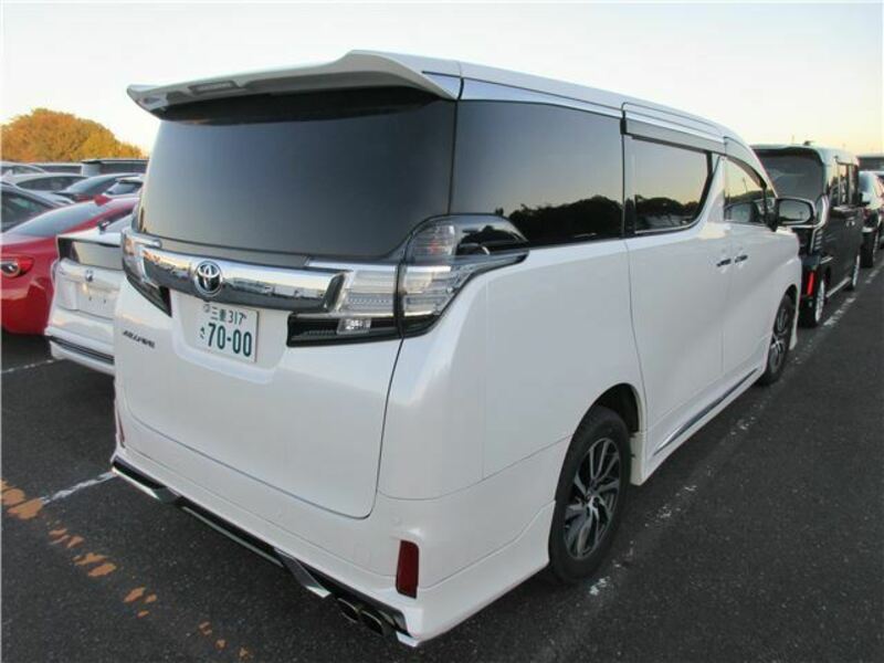 VELLFIRE-2