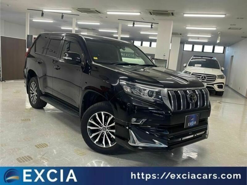 TOYOTA　LAND CRUISER PRADO