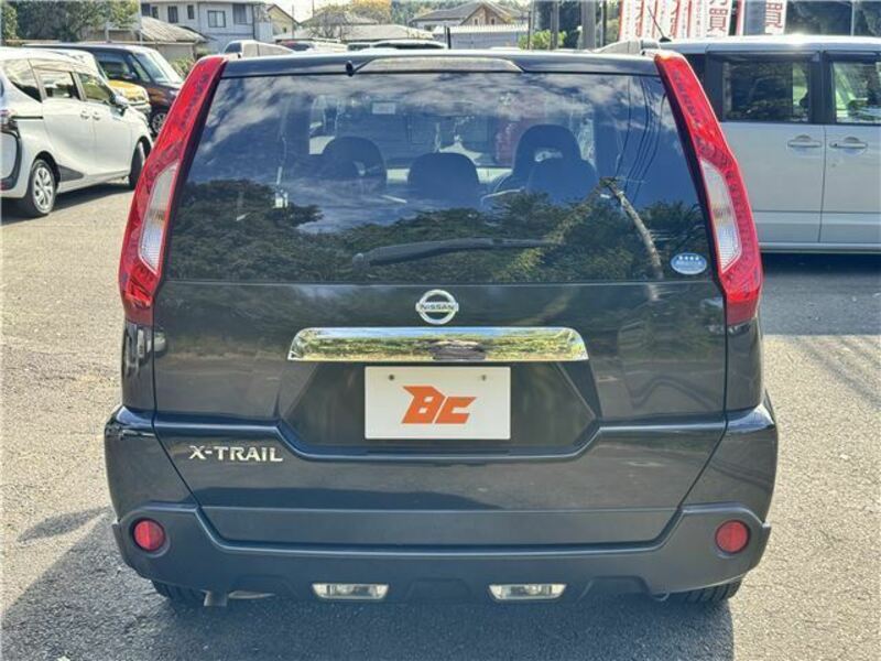 X-TRAIL-7