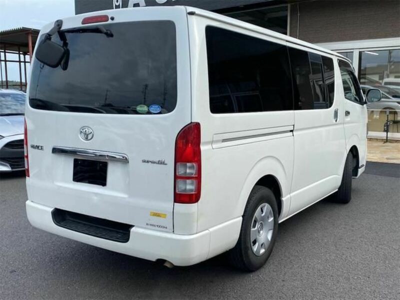 HIACE-7