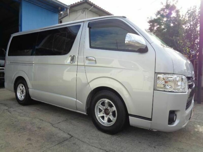 HIACE VAN-4