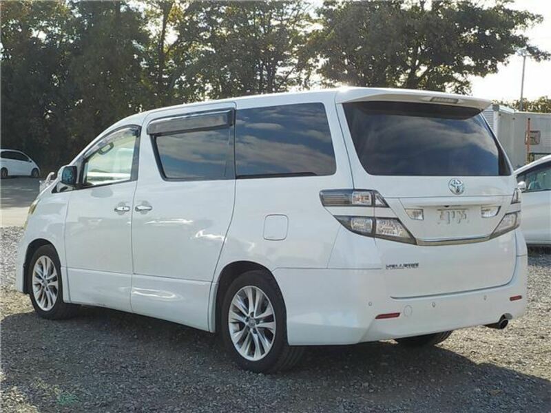 VELLFIRE-1