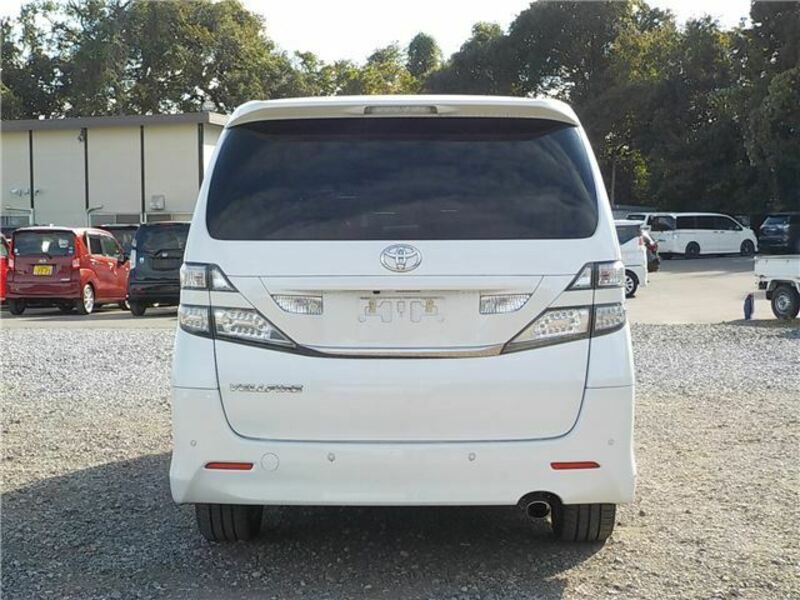 VELLFIRE-7