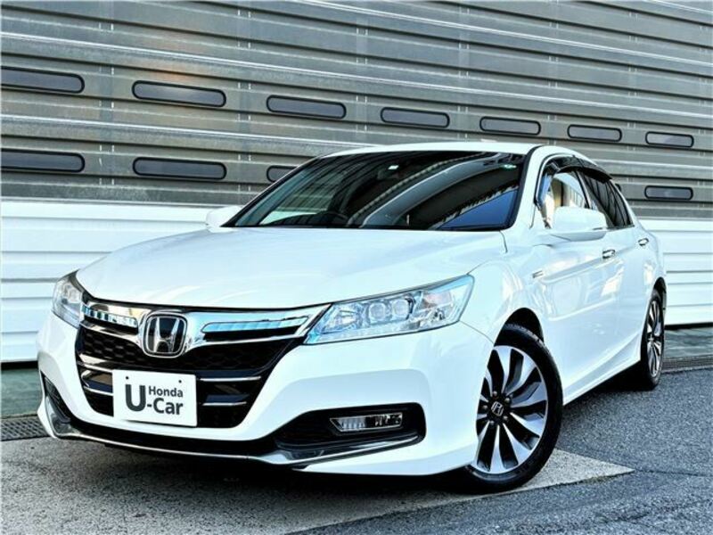 HONDA　ACCORD HYBRID