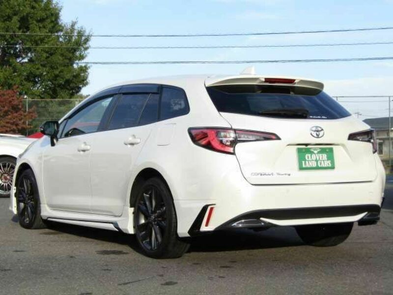 COROLLA TOURING-11