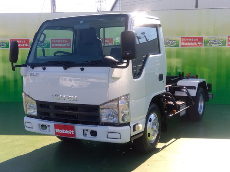 ISUZU　ELF