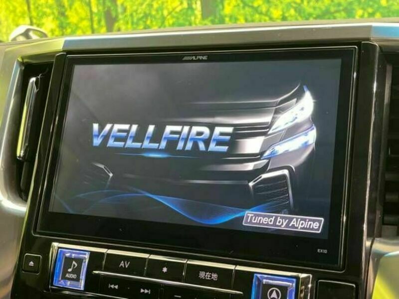 VELLFIRE-5