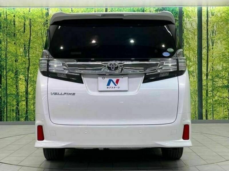 VELLFIRE-15