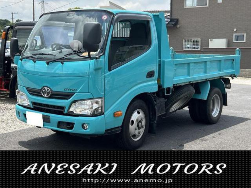 TOYOTA　DYNA