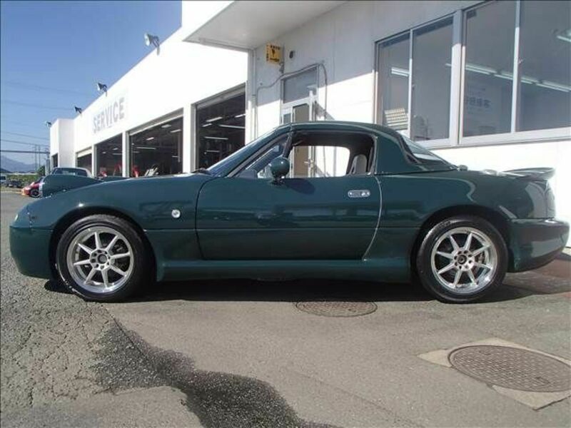 EUNOS ROADSTER