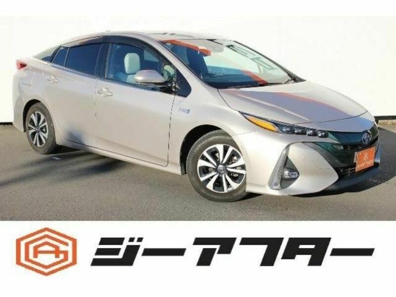 TOYOTA　PRIUS PHV