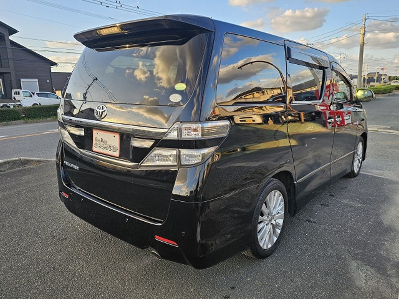 VELLFIRE-4