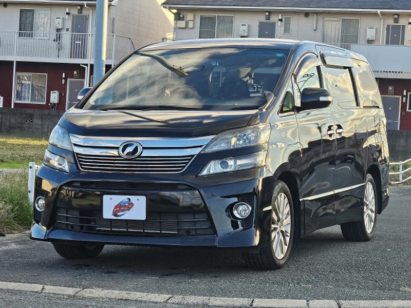 TOYOTA　VELLFIRE