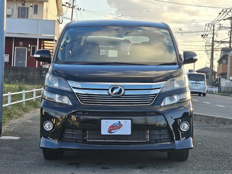 VELLFIRE-1