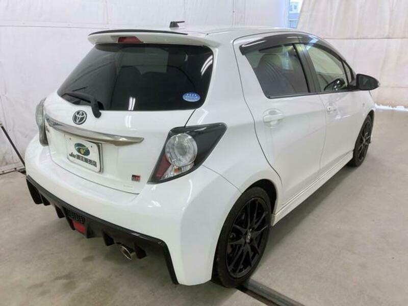 VITZ-4