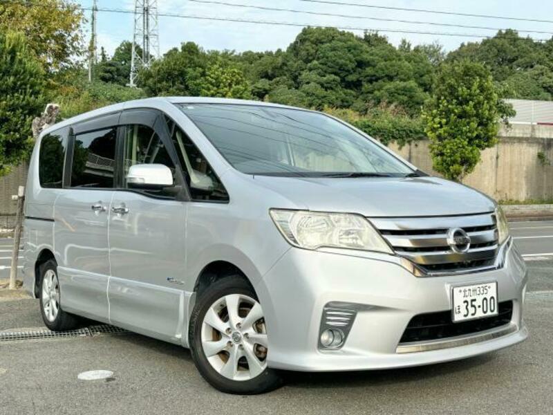 NISSAN　SERENA