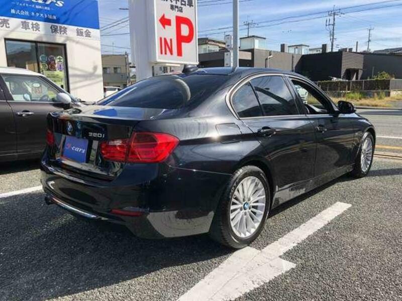 3 SERIES-17